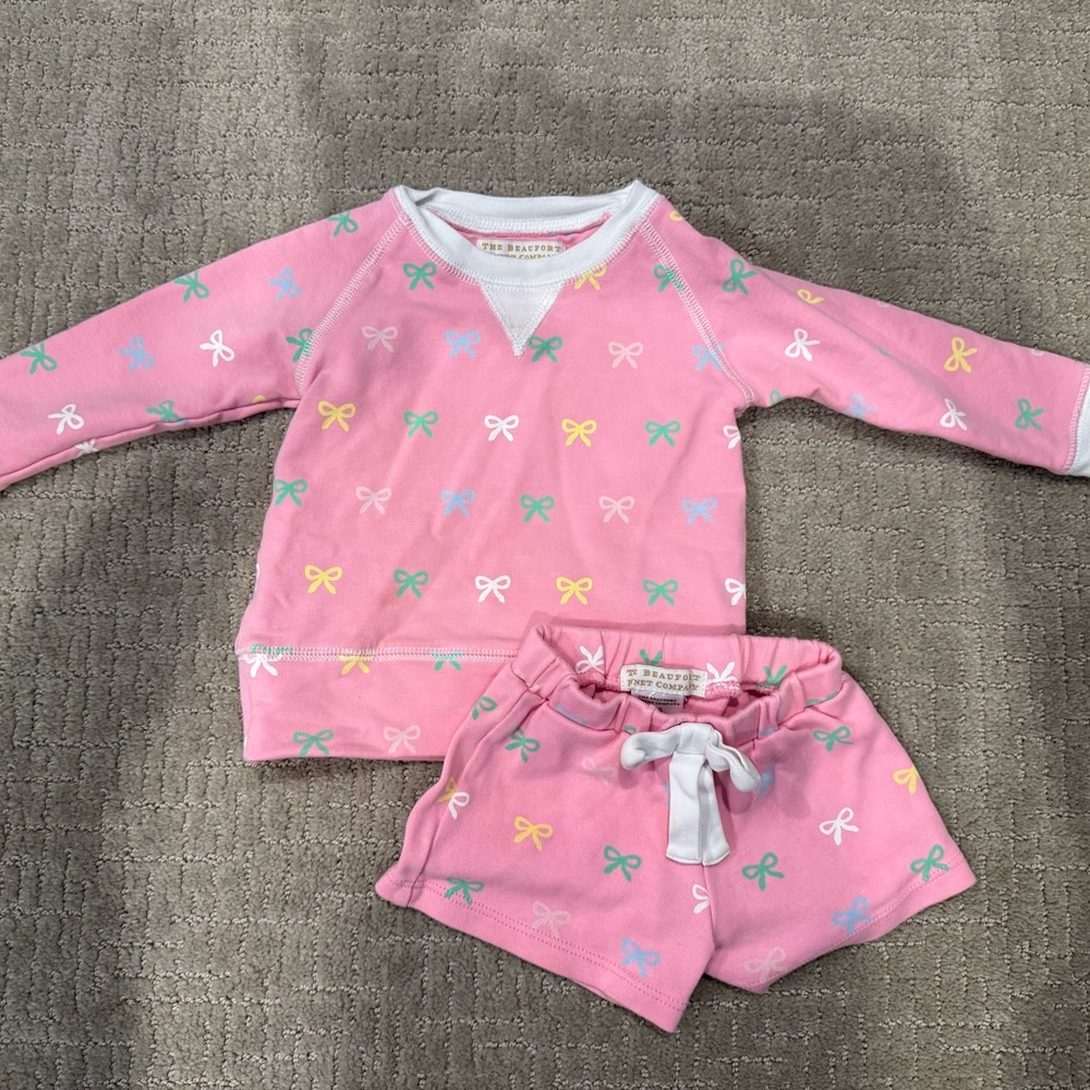 The Beaufort Bonnet Company Pink Bow Pajama Set